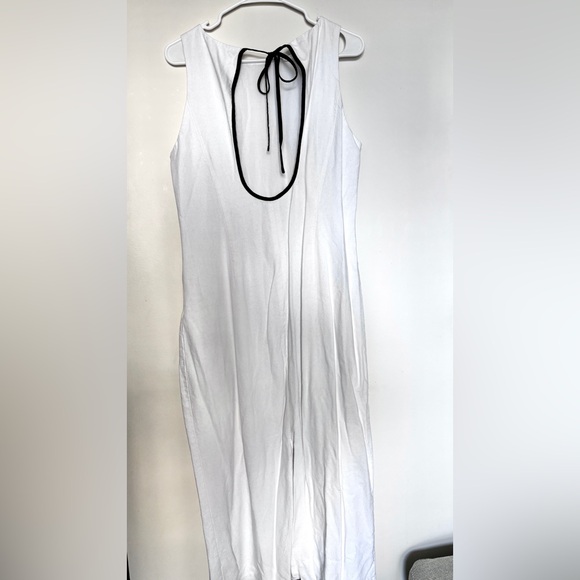 Meshki White Linen Sofiane Midi Dress - Picture 6 of 10